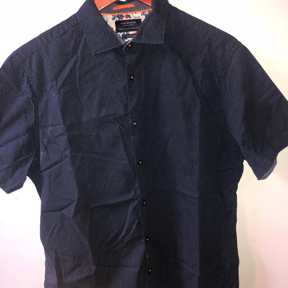 Blue short sleeve button shirt